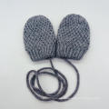 Kintted Hat Buff y guantes para el bebé